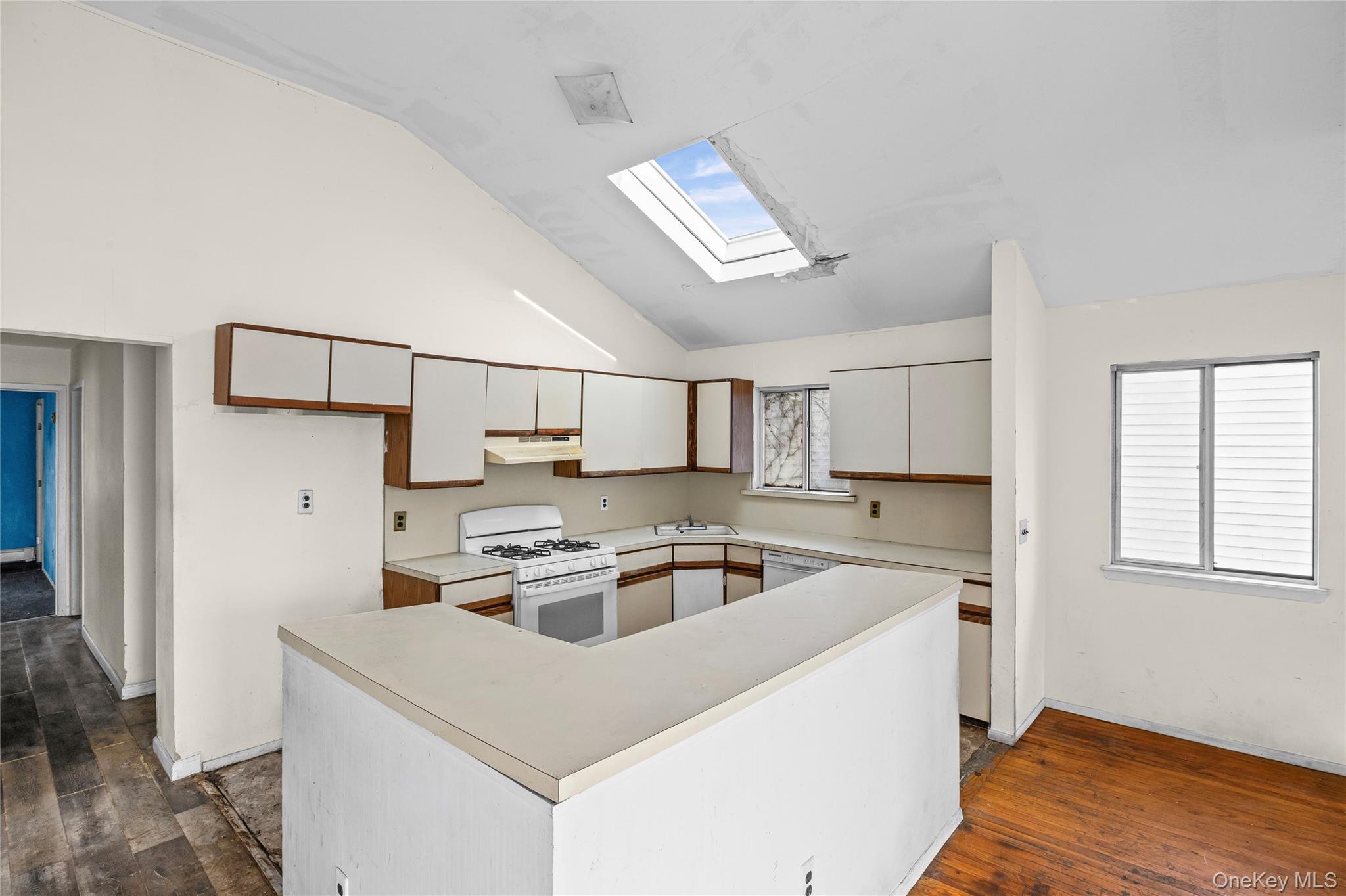 #11 photo, 259 W Hudson Street, Long Beach , NY 11561