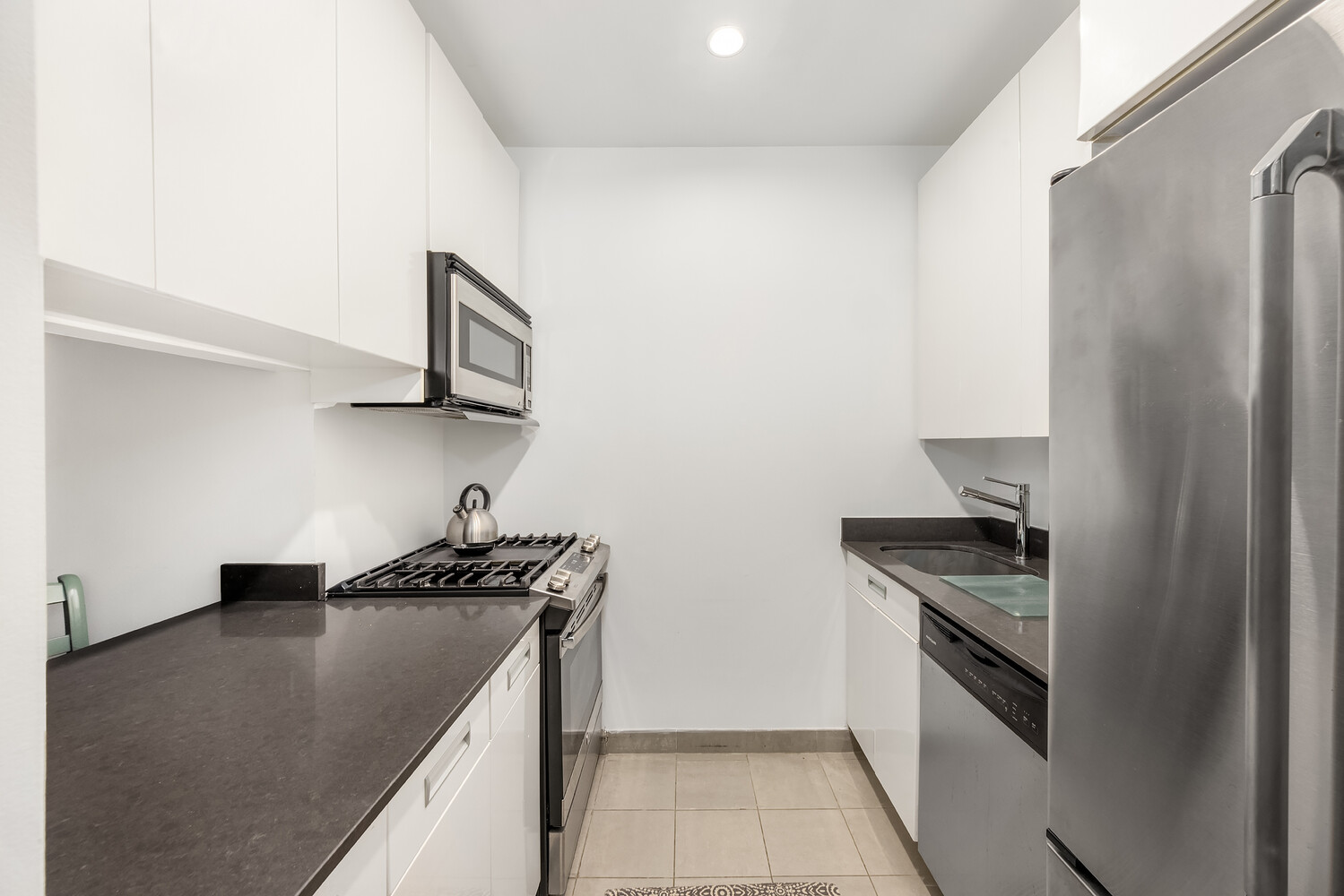 #5 photo, 99 JOHN Street, South Street Seaport , NY 10038