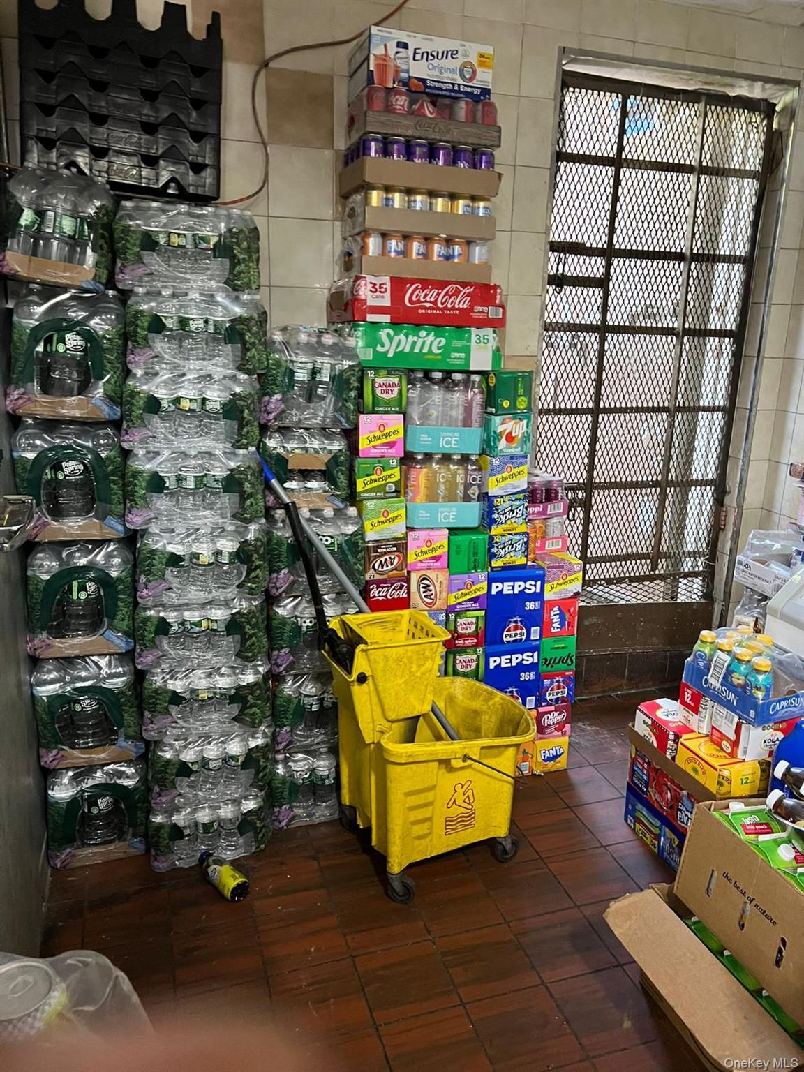 #5 photo, 8445 164th Street, Jamaica Hills , NY 11432