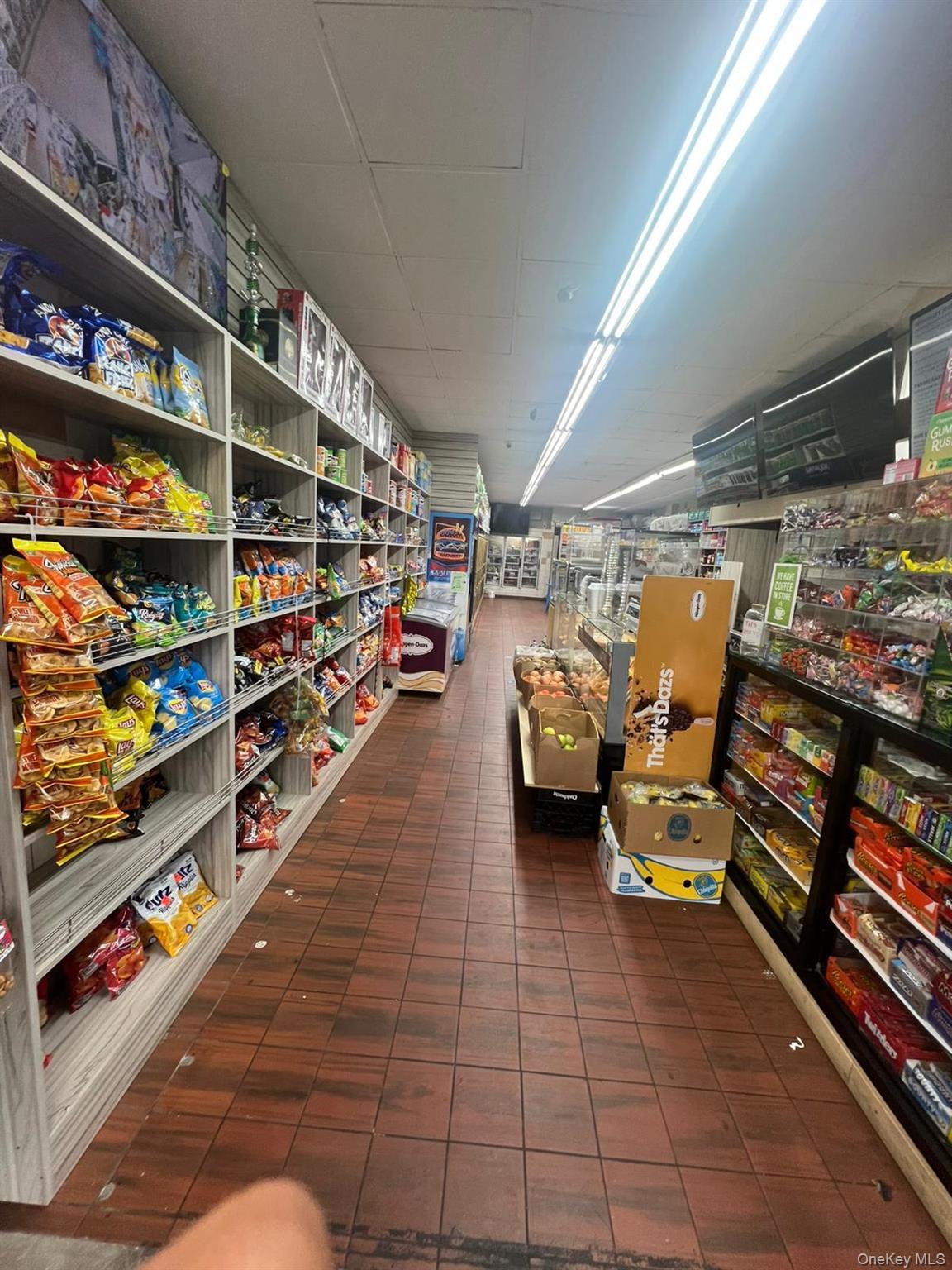 #6 photo, 8445 164th Street, Jamaica Hills , NY 11432