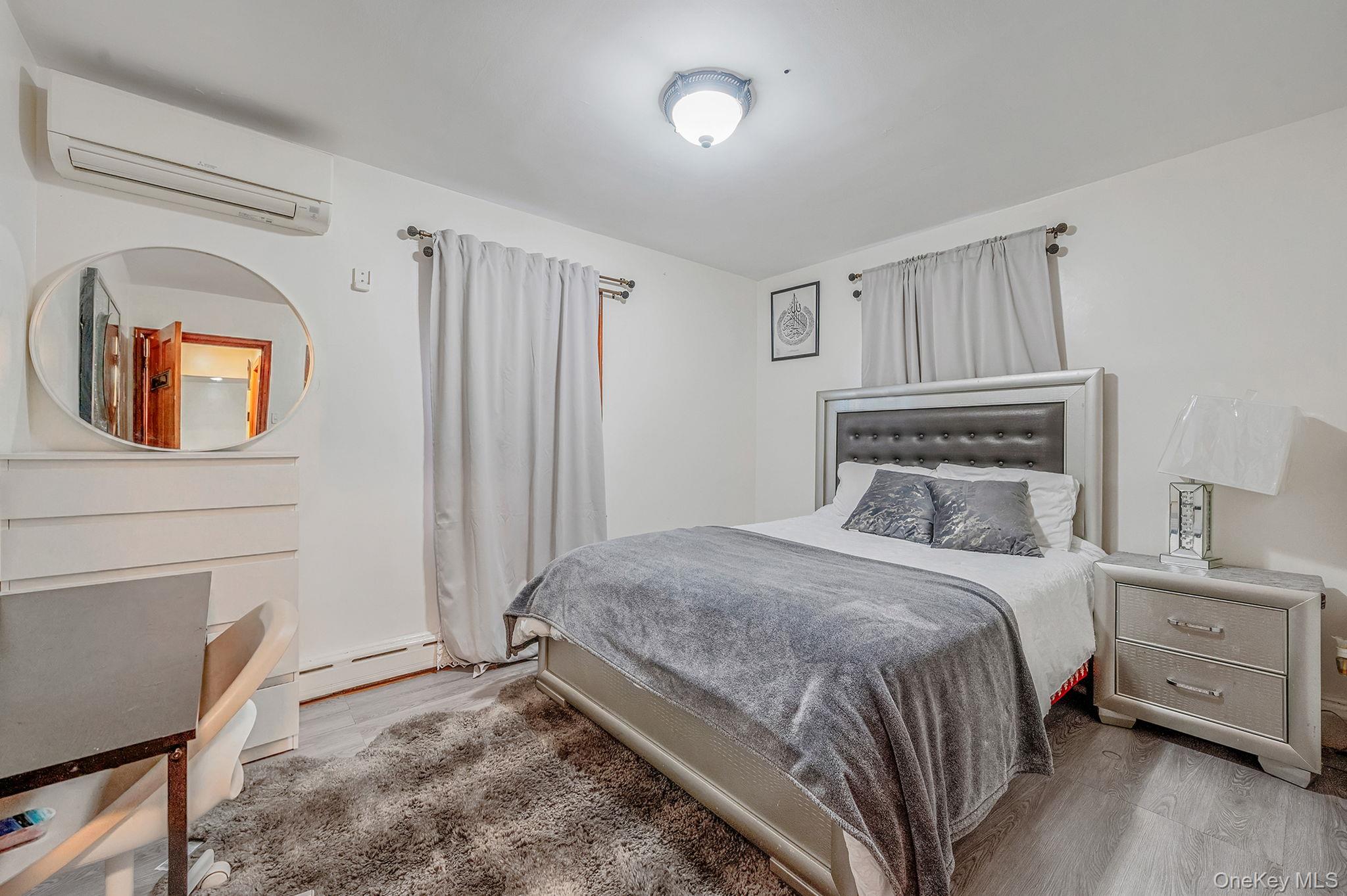 #14 photo, 15007 85th Drive, 皇后區 Briarwood , NY 11432