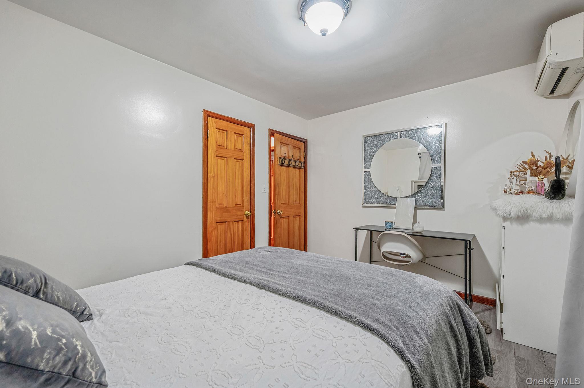 #15 photo, 15007 85th Drive, 皇后區 Briarwood , NY 11432