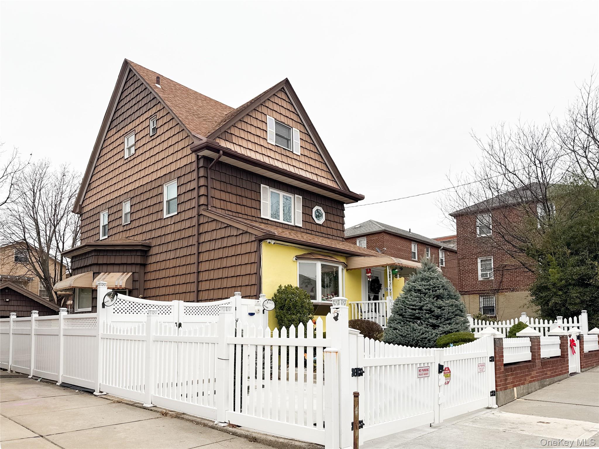 #2 photo, 13437 58th Road, Flushing , NY 11355
