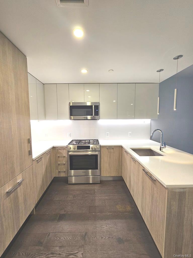 #2 photo, 131-03 40th Road, Flushing , NY 11354