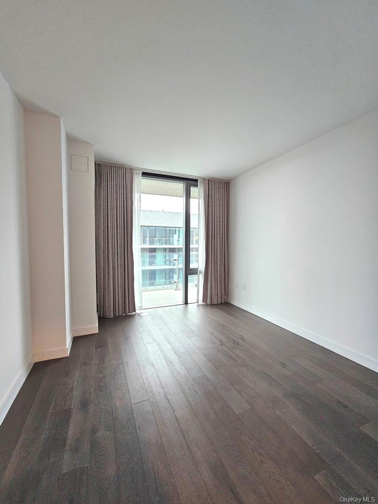 #8 photo, 131-03 40th Road, Flushing , NY 11354