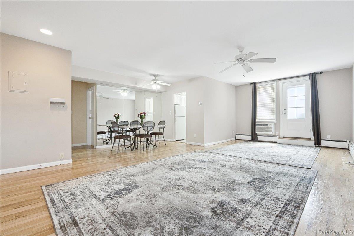 #5 photo, 2 Fowler Avenue, ناسو Lynbrook , NY 11563