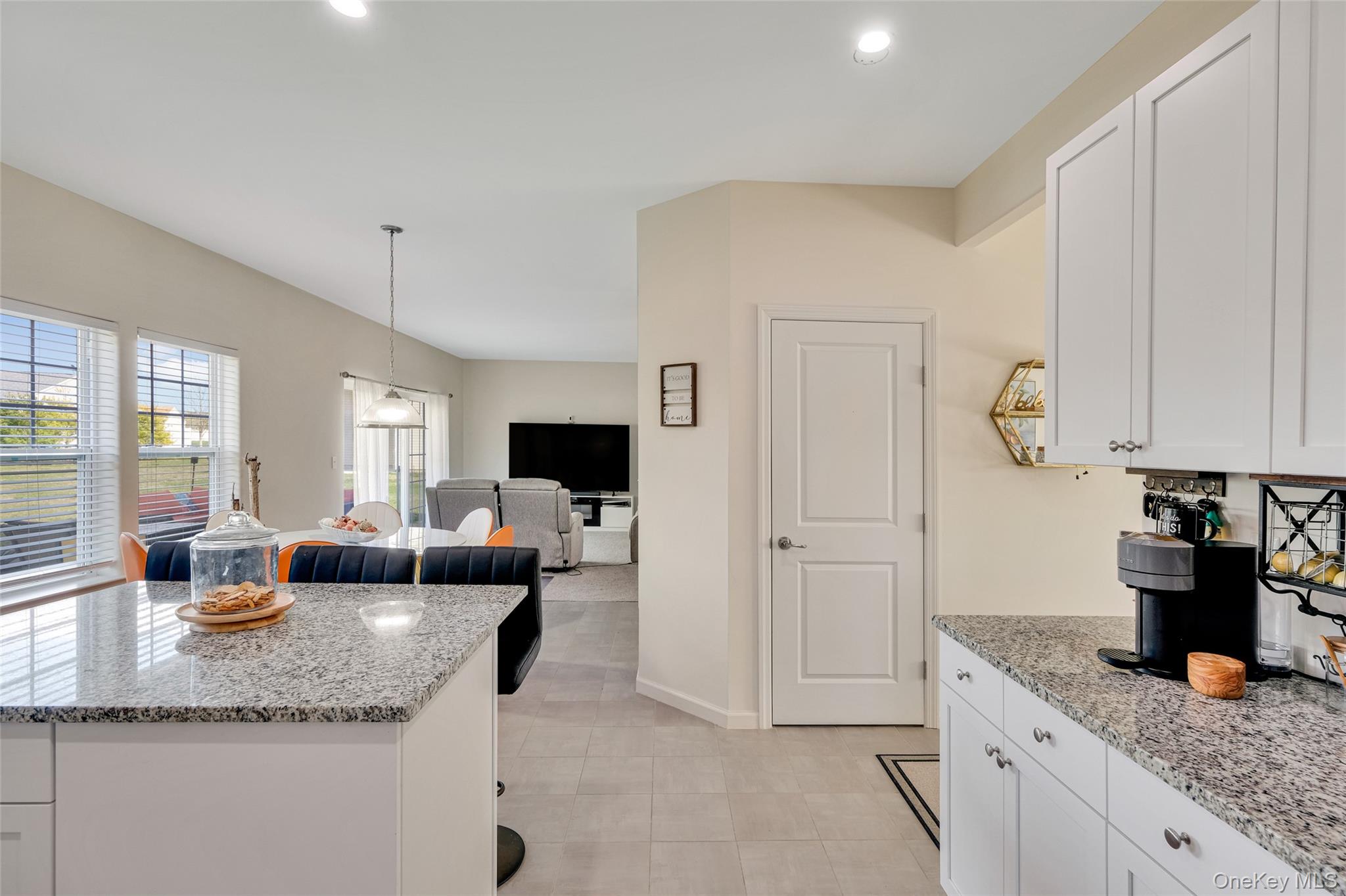 #20 photo, 7 Pondview Circle, Shirley , NY 11967