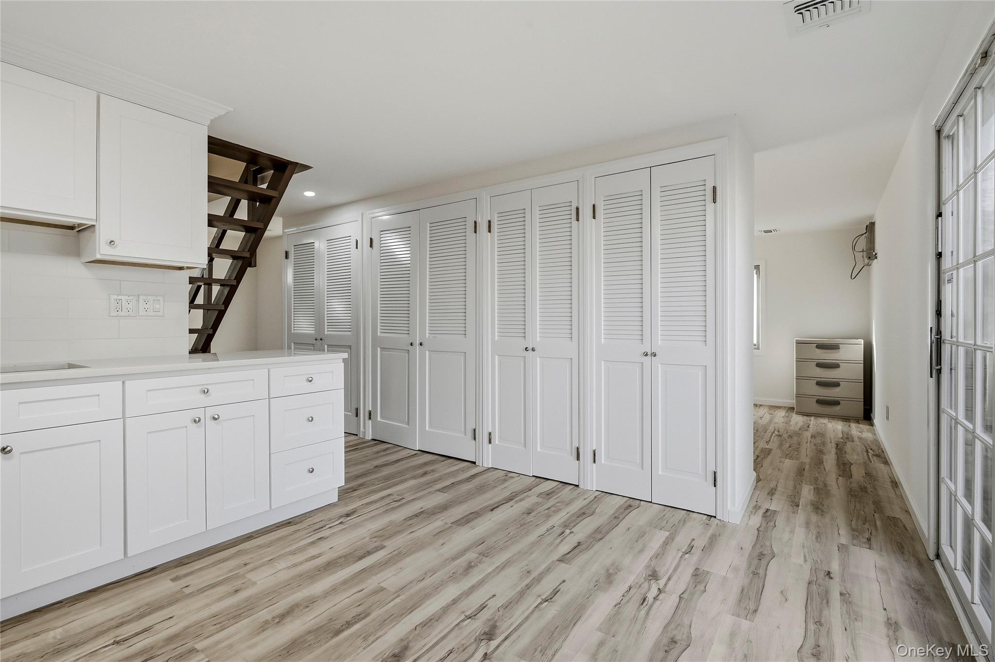 #12 photo, 231 Sunflower Lane, 東長島 Islandia , NY 11749