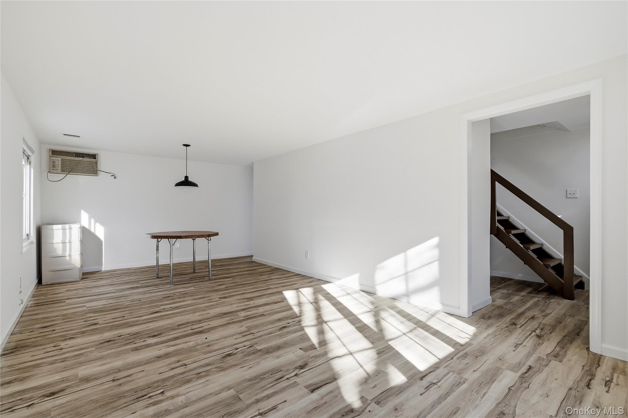 #14 photo, 231 Sunflower Lane, 東長島 Islandia , NY 11749