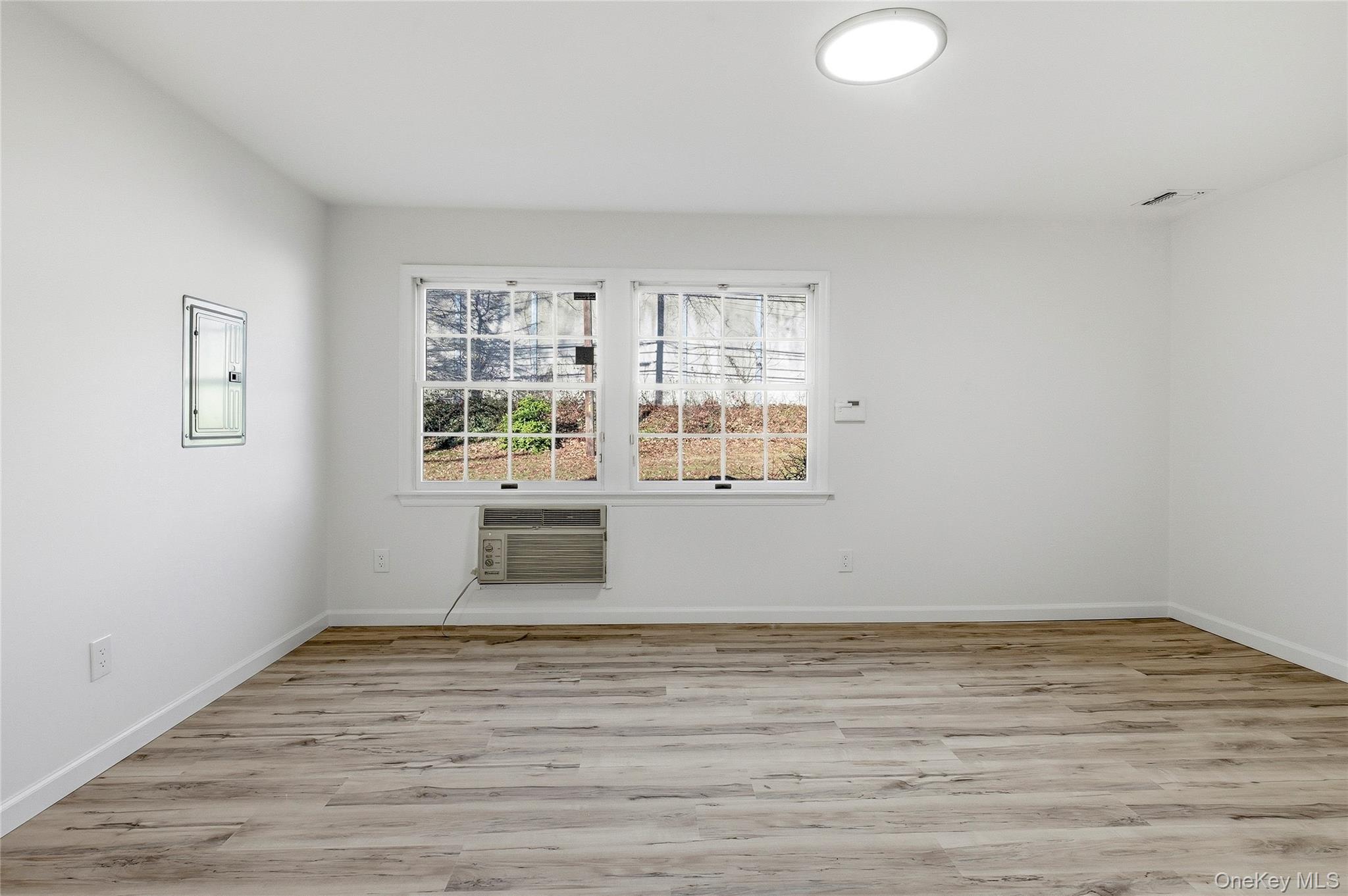 #17 photo, 231 Sunflower Lane, 東長島 Islandia , NY 11749