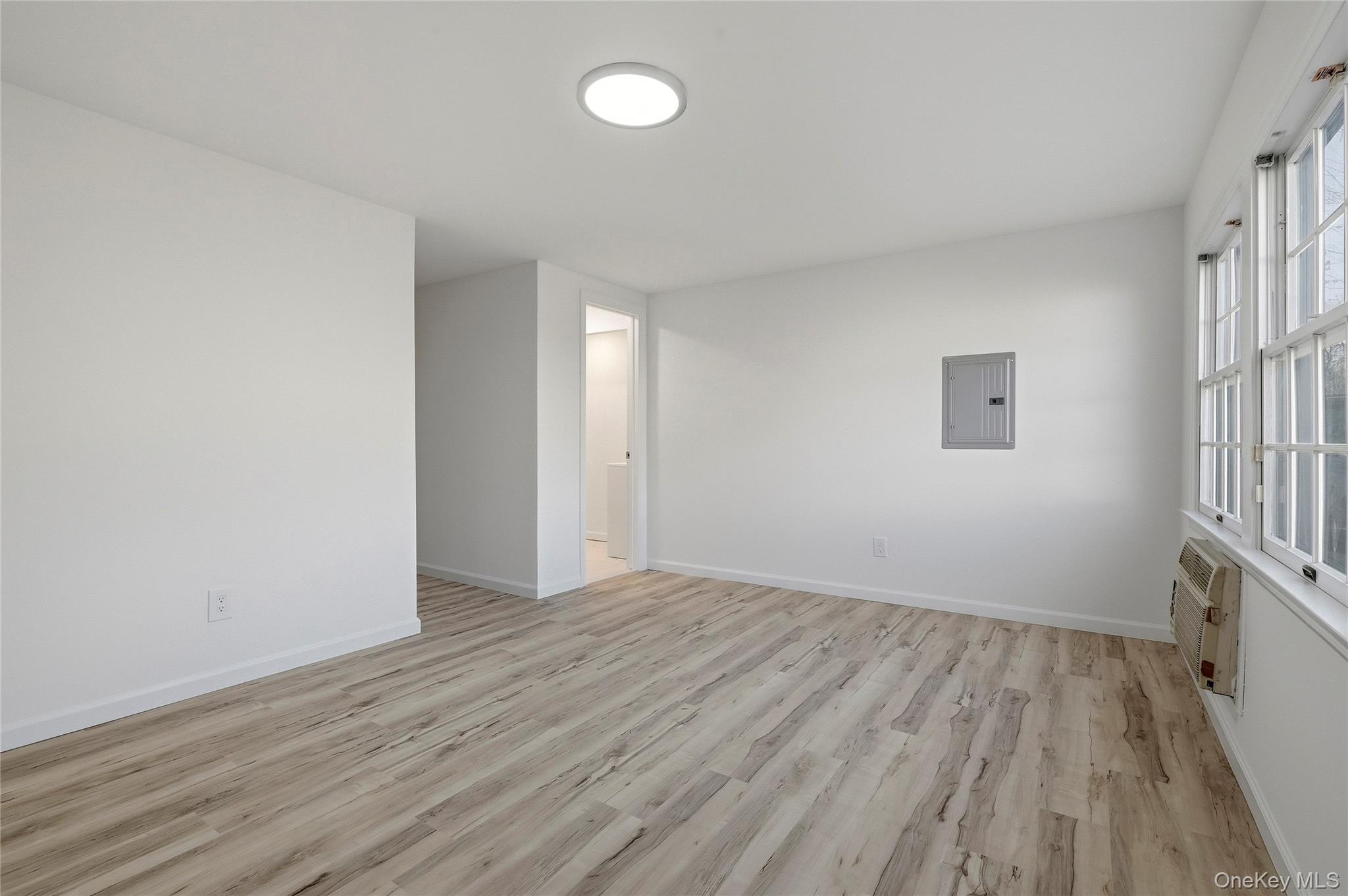 #19 photo, 231 Sunflower Lane, 東長島 Islandia , NY 11749