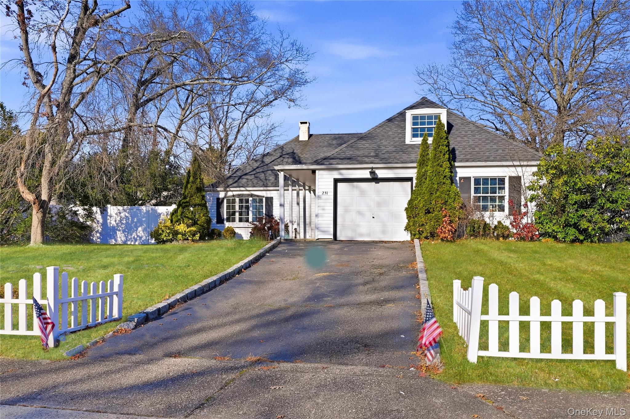 #2 photo, 231 Sunflower Lane, 東長島 Islandia , NY 11749