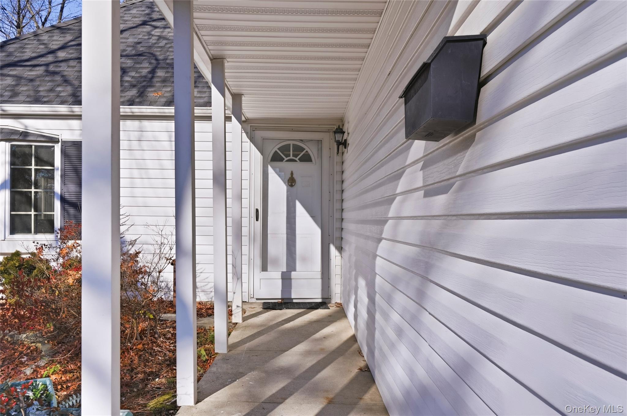 #4 photo, 231 Sunflower Lane, 東長島 Islandia , NY 11749