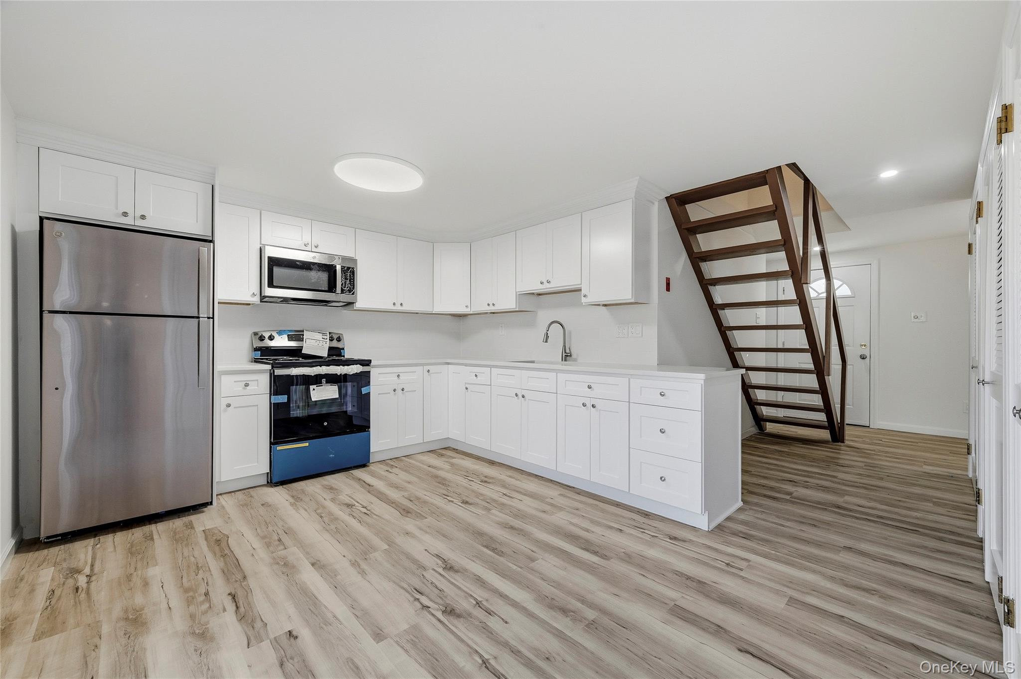 #8 photo, 231 Sunflower Lane, 東長島 Islandia , NY 11749