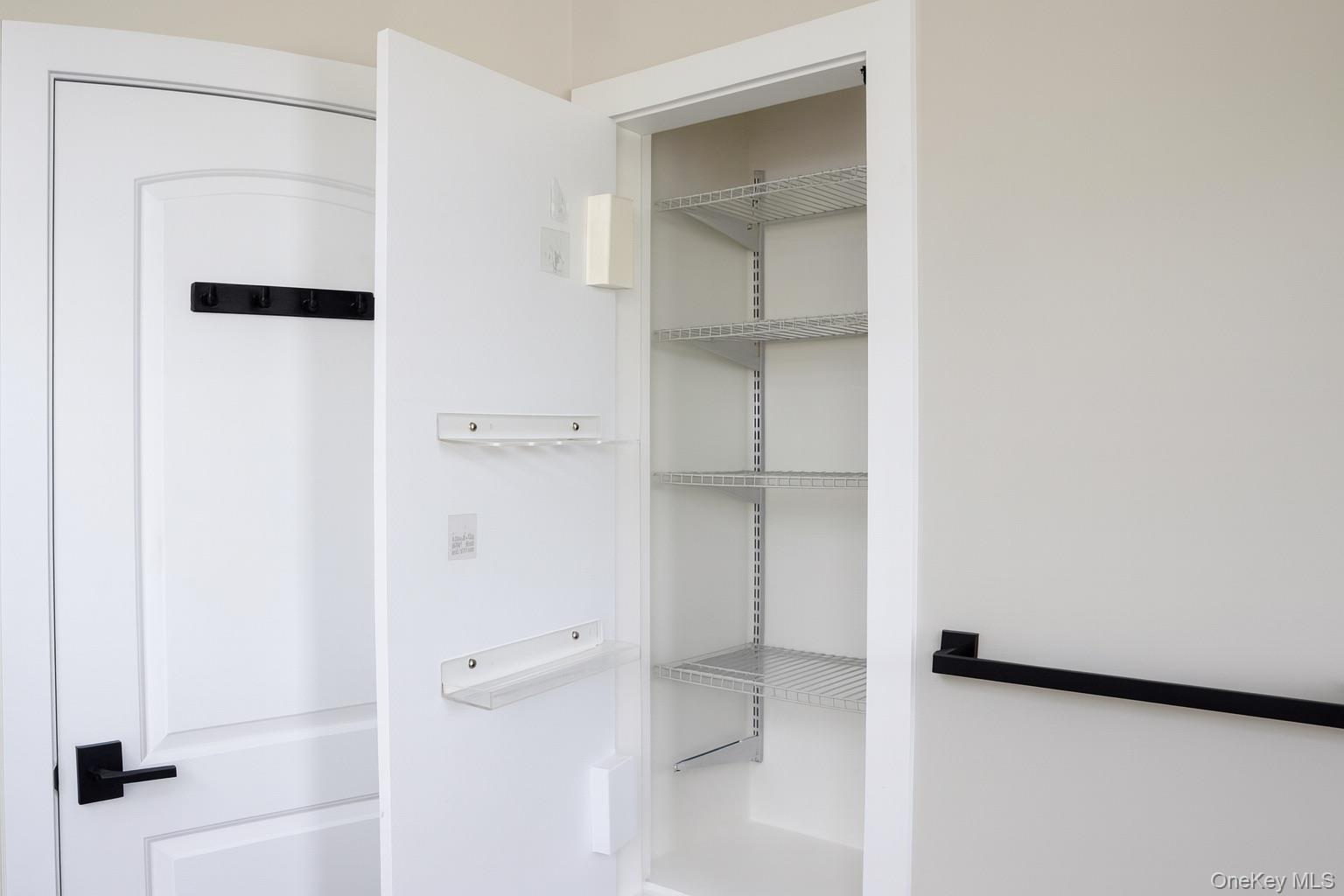 #12 photo, 195 Meagher Avenue, برونكس Bronx , NY 10465