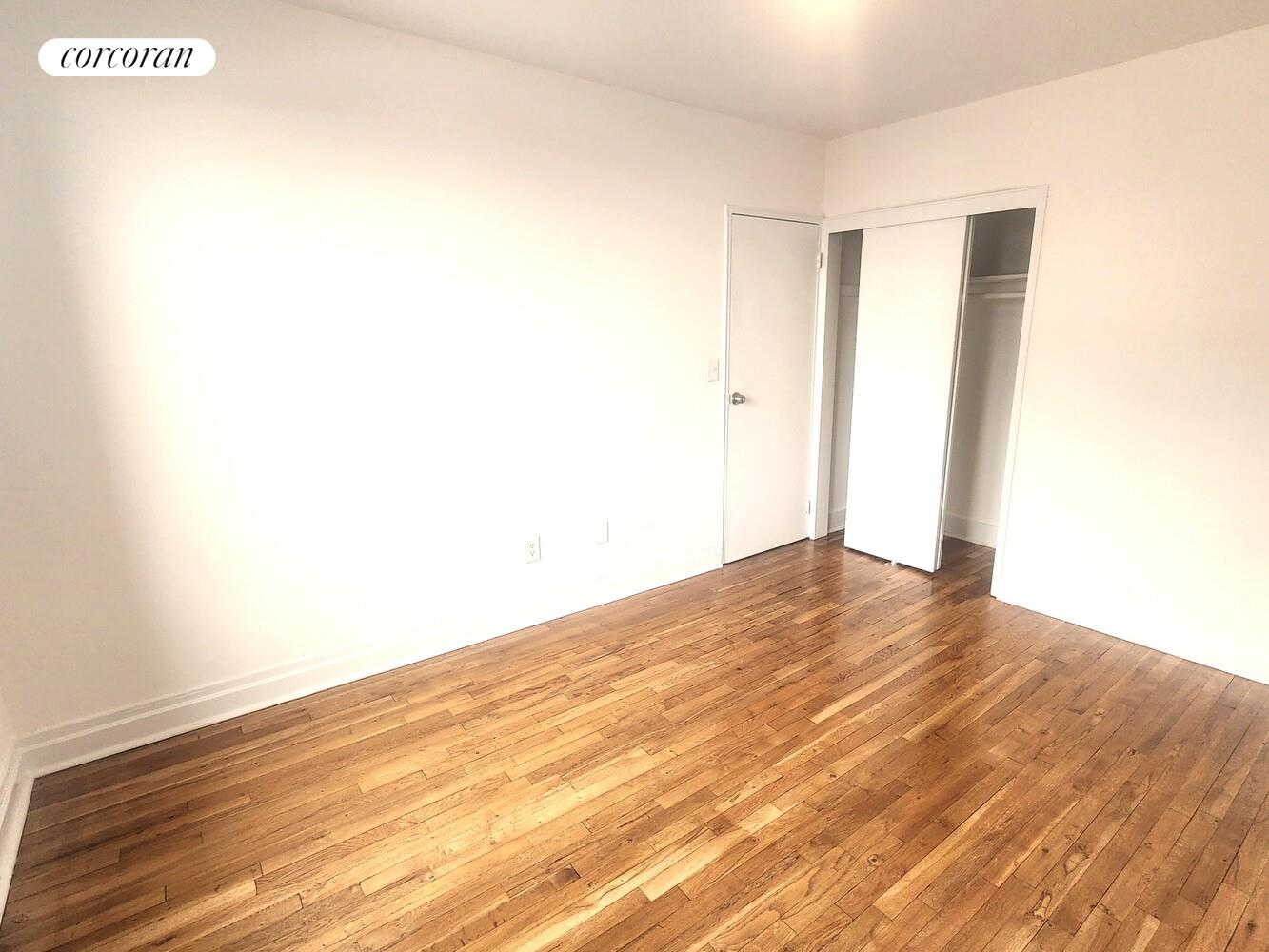 #10 photo, 1725 EDISON Avenue, Pelham Bay , NY 10461