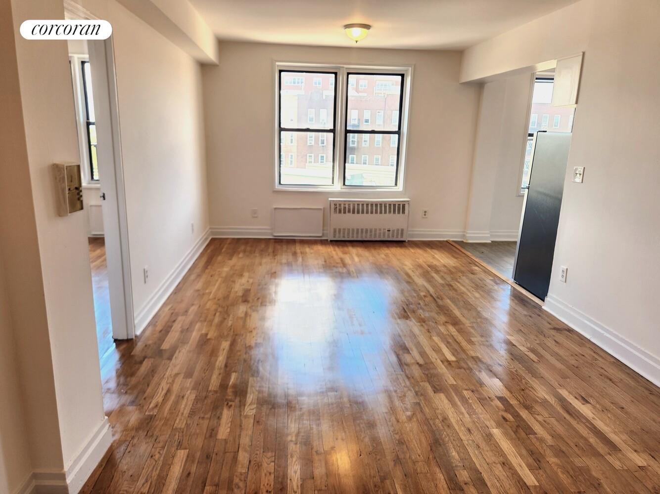 #4 photo, 1725 EDISON Avenue, Pelham Bay , NY 10461