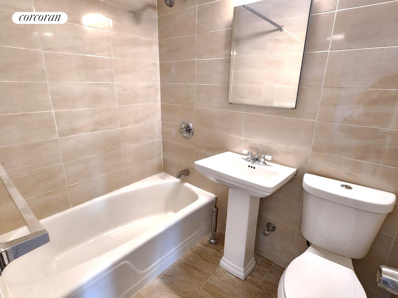 #8 photo, 1725 EDISON Avenue, Pelham Bay , NY 10461