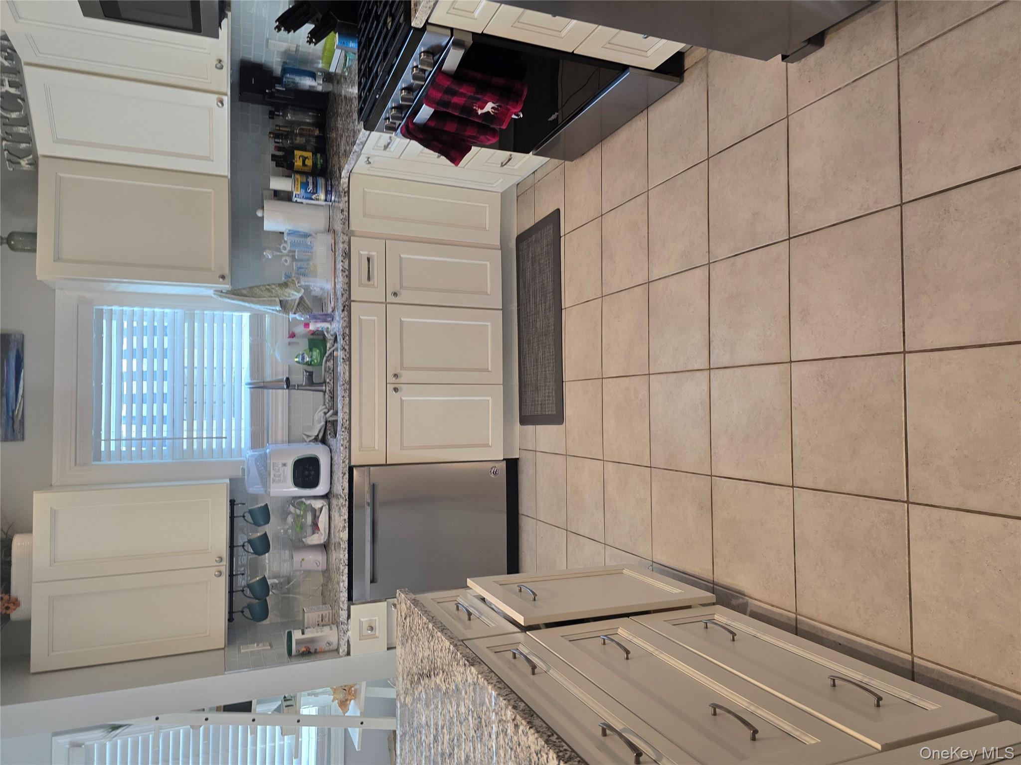 #7 photo, 359 E Pine Street, Long Beach , NY 11561