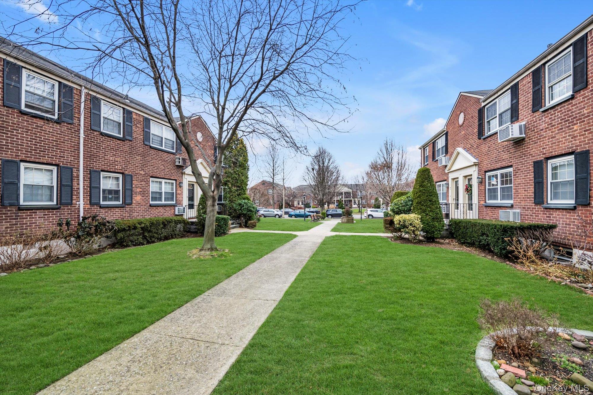 #9 photo, 69-18 Bell Boulevard, كوينز Bayside , NY 11364