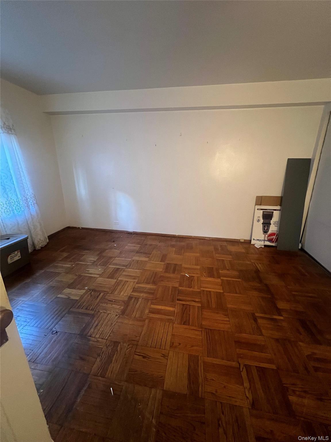 #15 photo, 2055 Saint Raymond Ave, Bronx , NY 10462