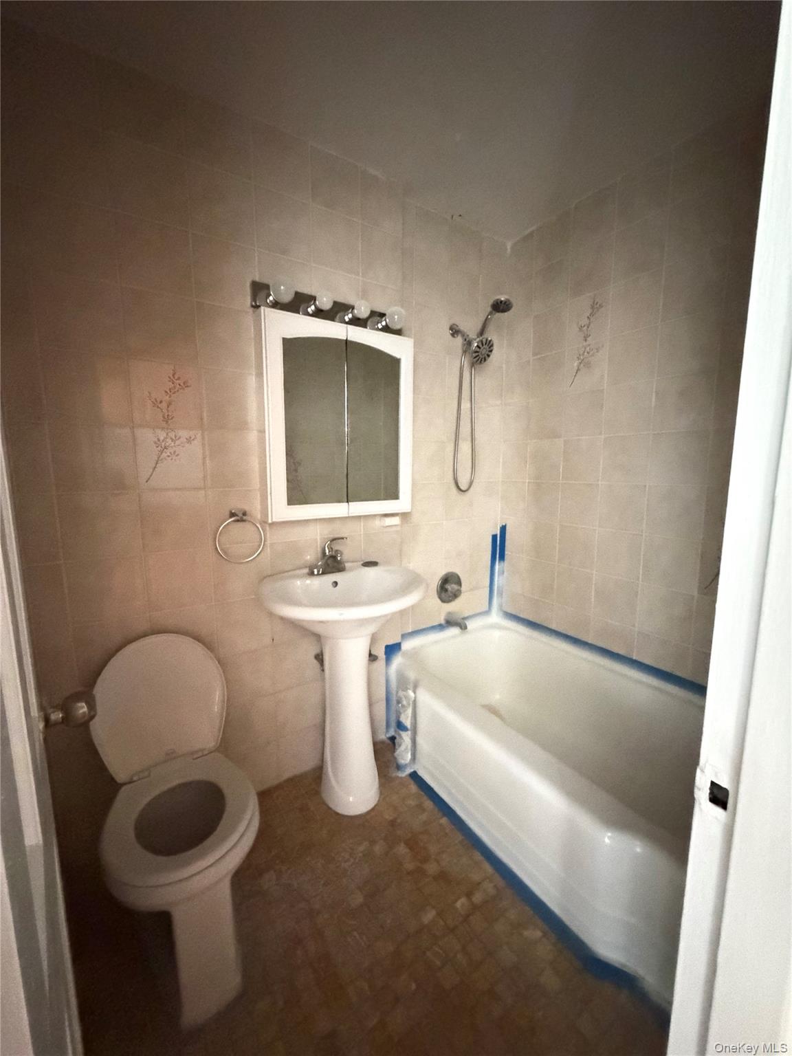 #4 photo, 42-95 Main Street, كوينز Flushing , NY 11355