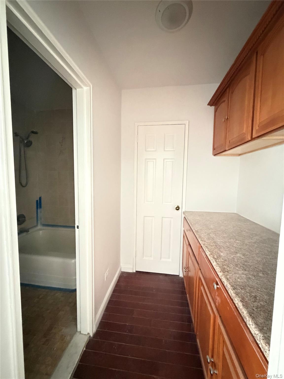 #5 photo, 42-95 Main Street, كوينز Flushing , NY 11355