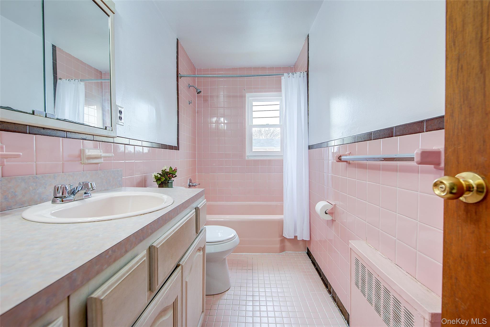 #6 photo, 163-02 45th Avenue, Flushing , NY 11358