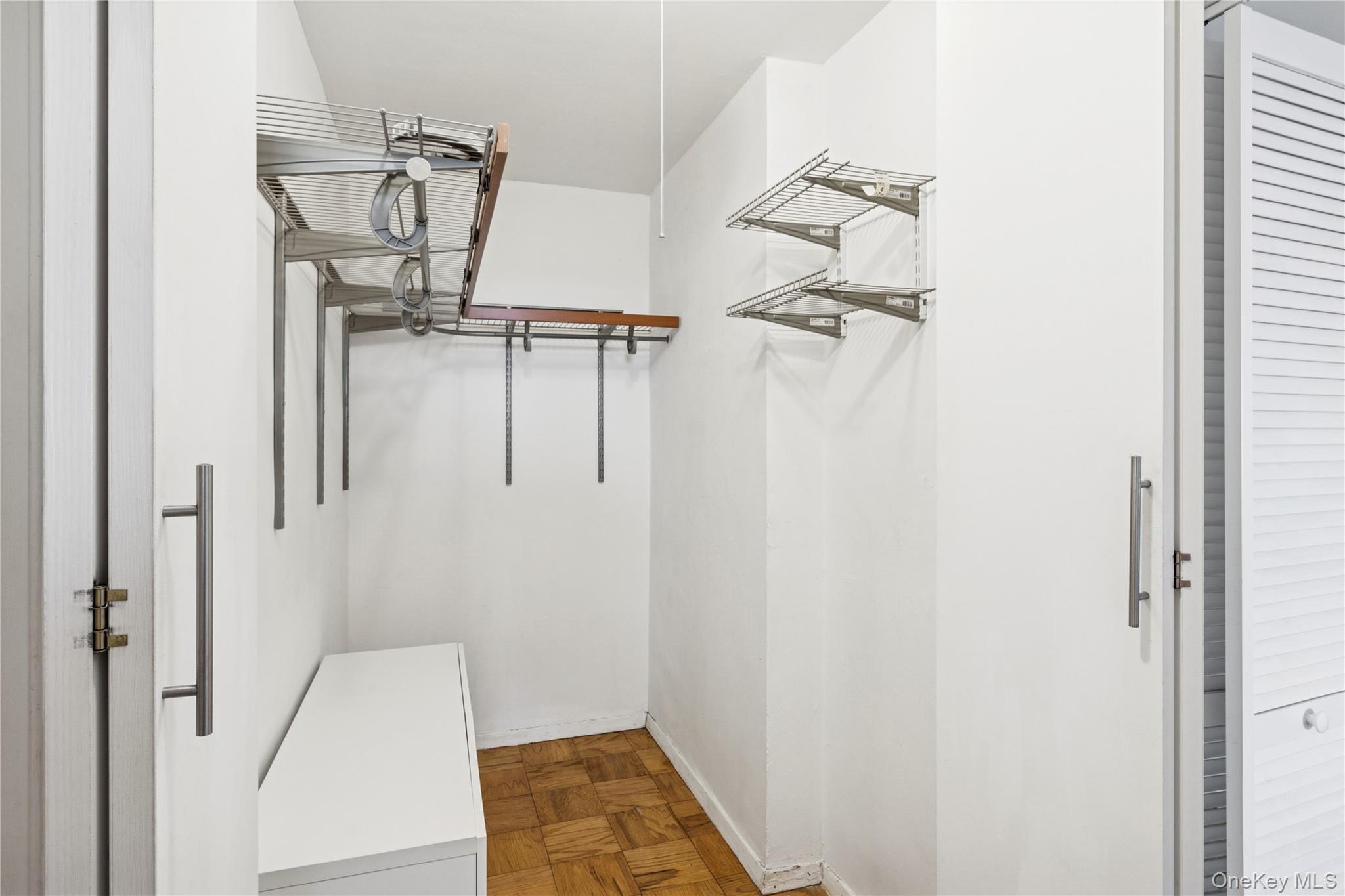 #18 photo, 110-11 Queens Boulevard, 皇后區 森林小丘 Forest Hills , NY 11375