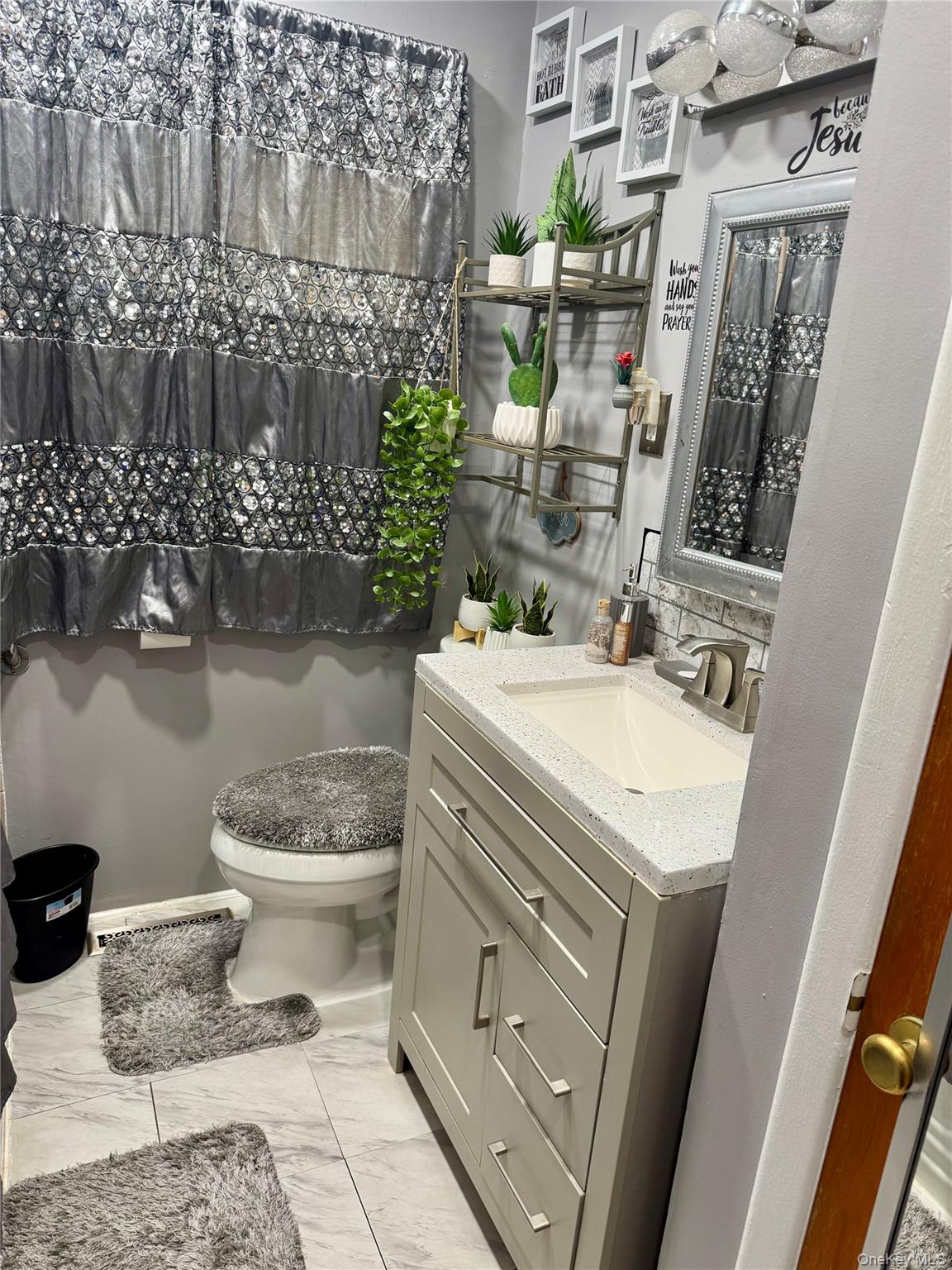 #18 photo, 13 Keystone Park, Middletown , NY 10940