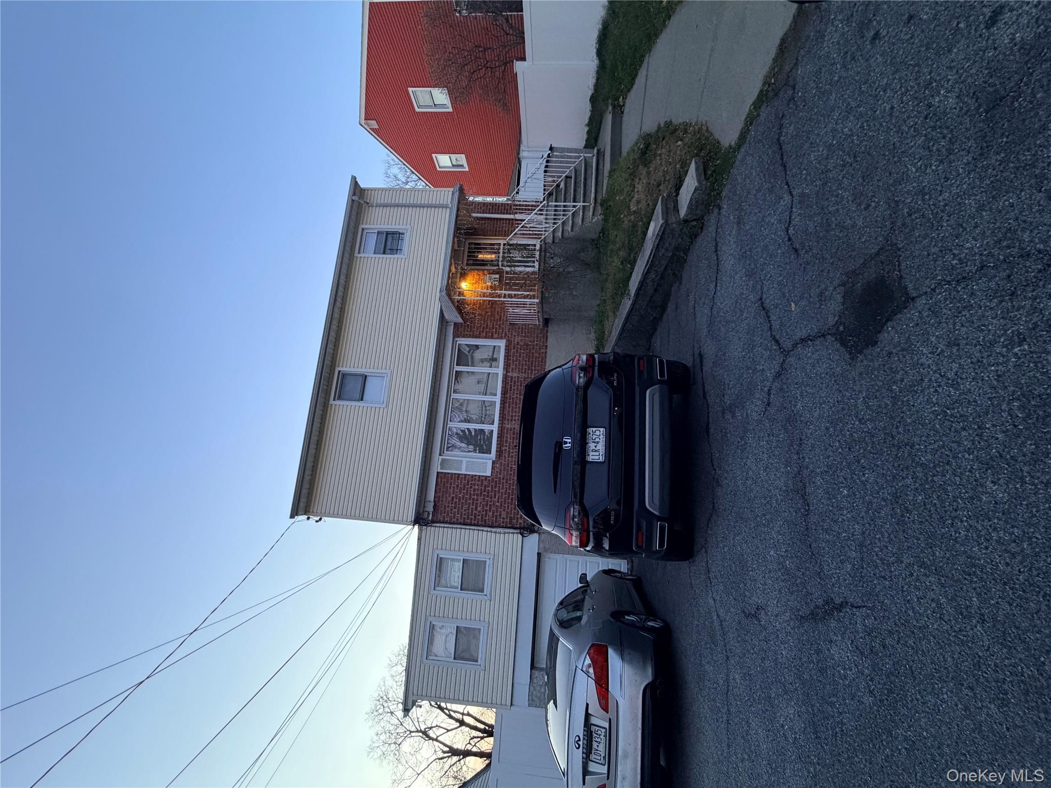 #2 photo, 11 Argyle Terrace, Yonkers , NY 10701