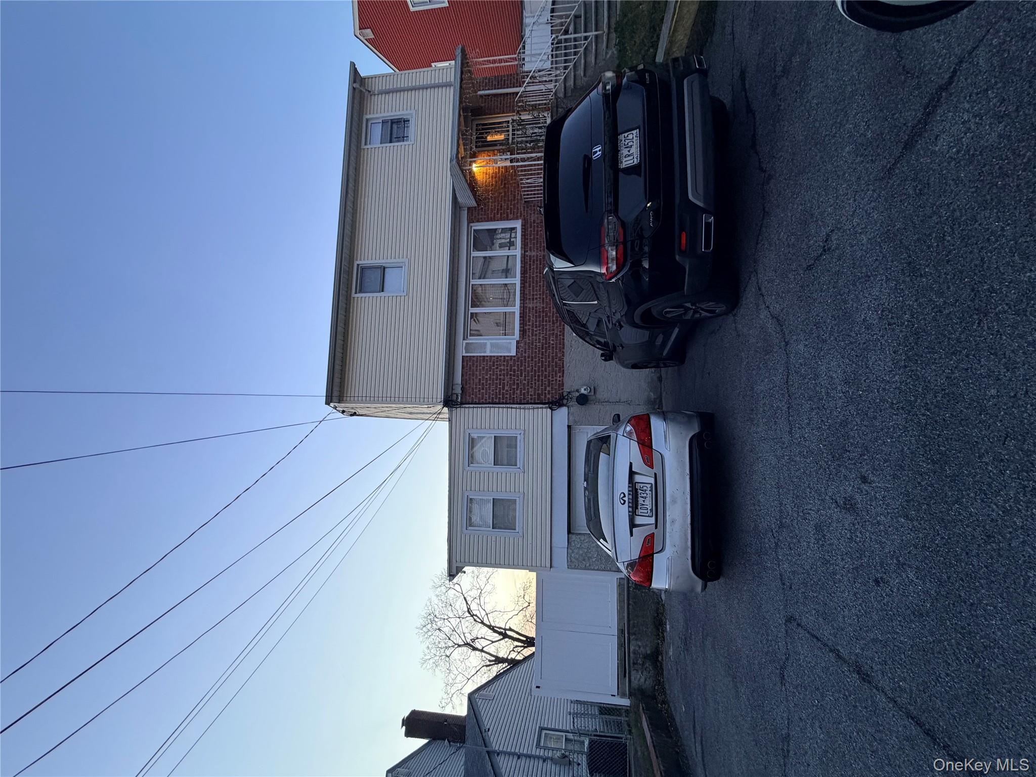 #3 photo, 11 Argyle Terrace, Yonkers , NY 10701