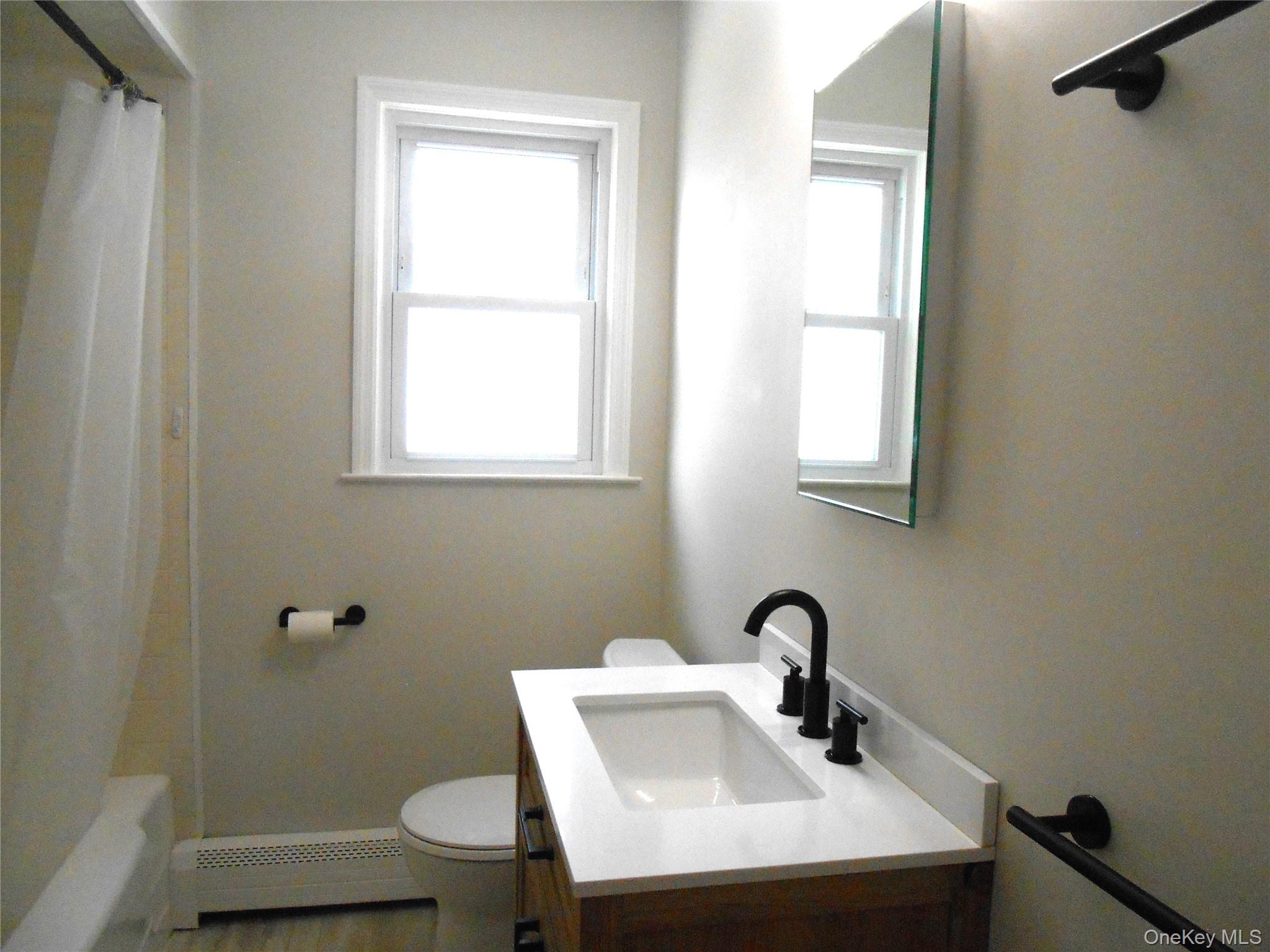 #8 photo, 63 Lindbergh Place, Poughkeepsie , NY 12603