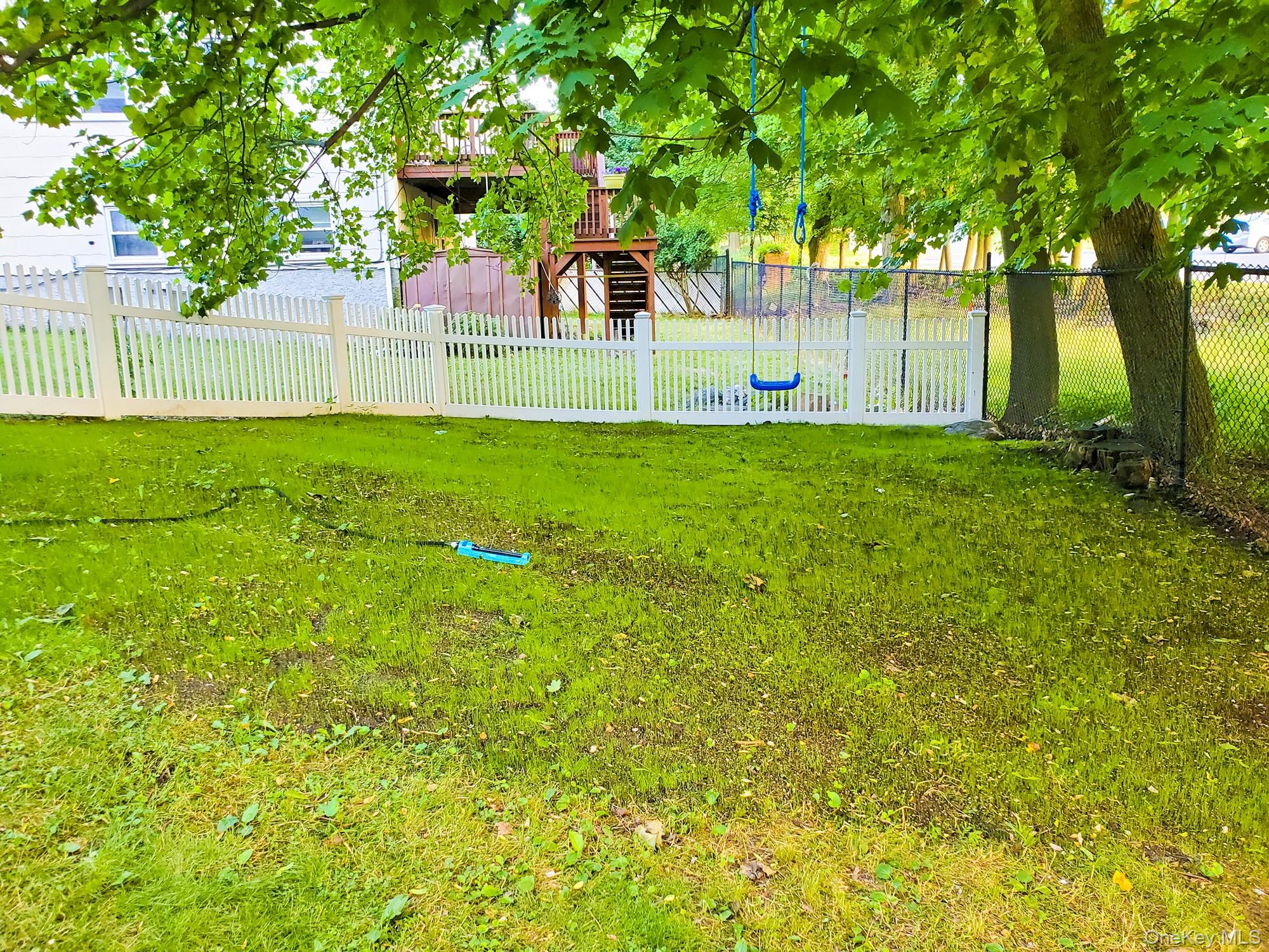 #18 photo, 33 Ridge Road, Dobbs Ferry , NY 10522