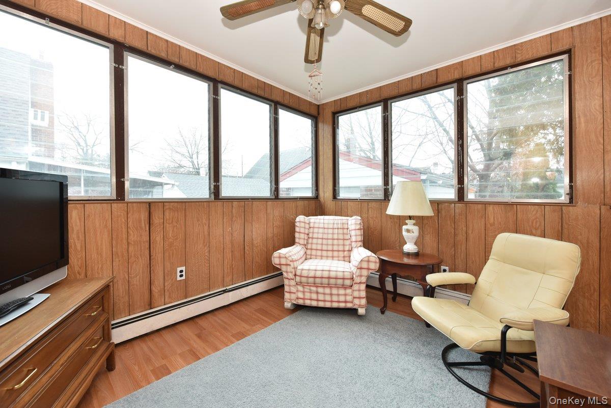 #14 photo, 135 Barwick Boulevard, Mineola , NY 11501