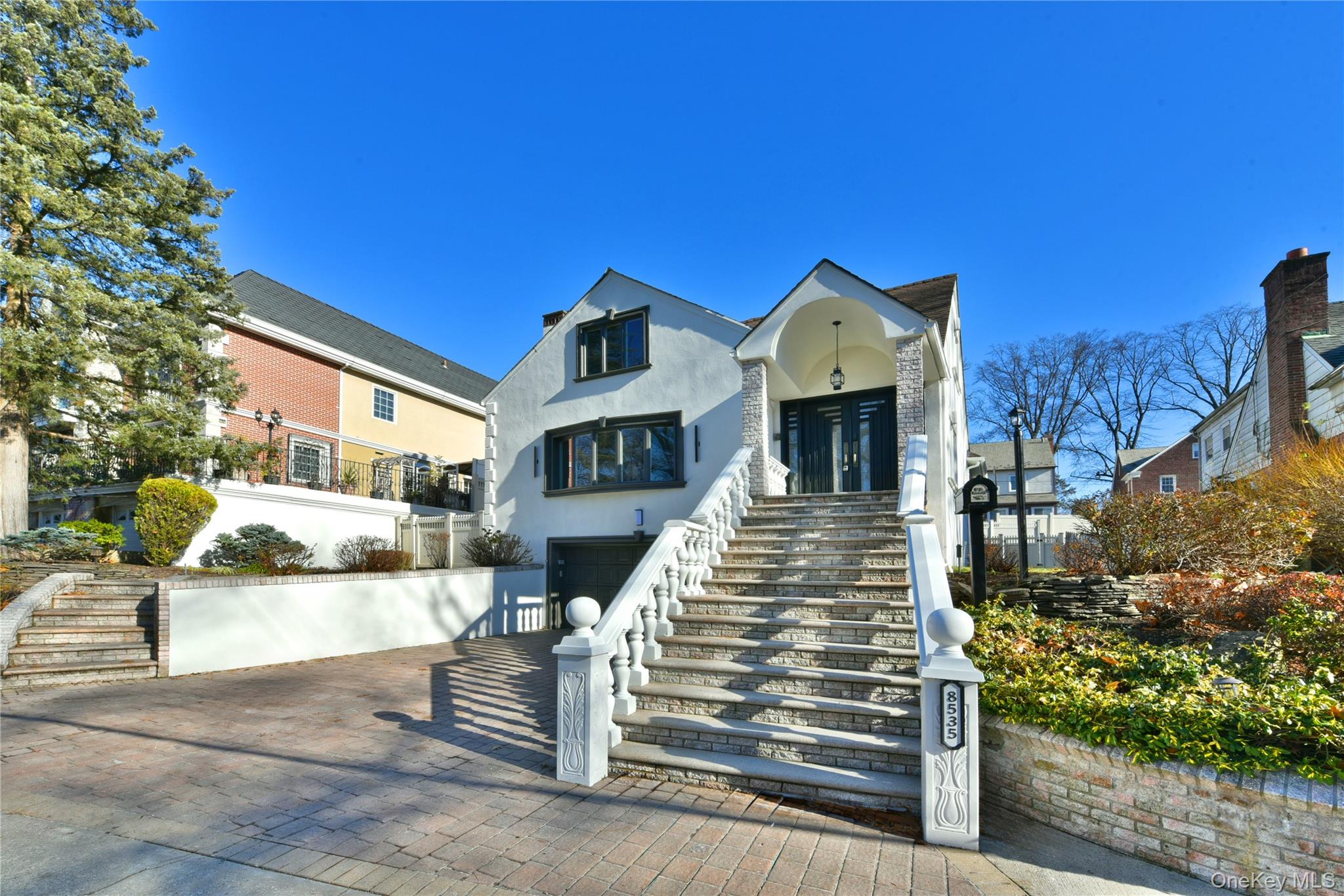 #4 photo, 85-35 Midland Parkway, קווינס Jamaica Estates , NY 11432