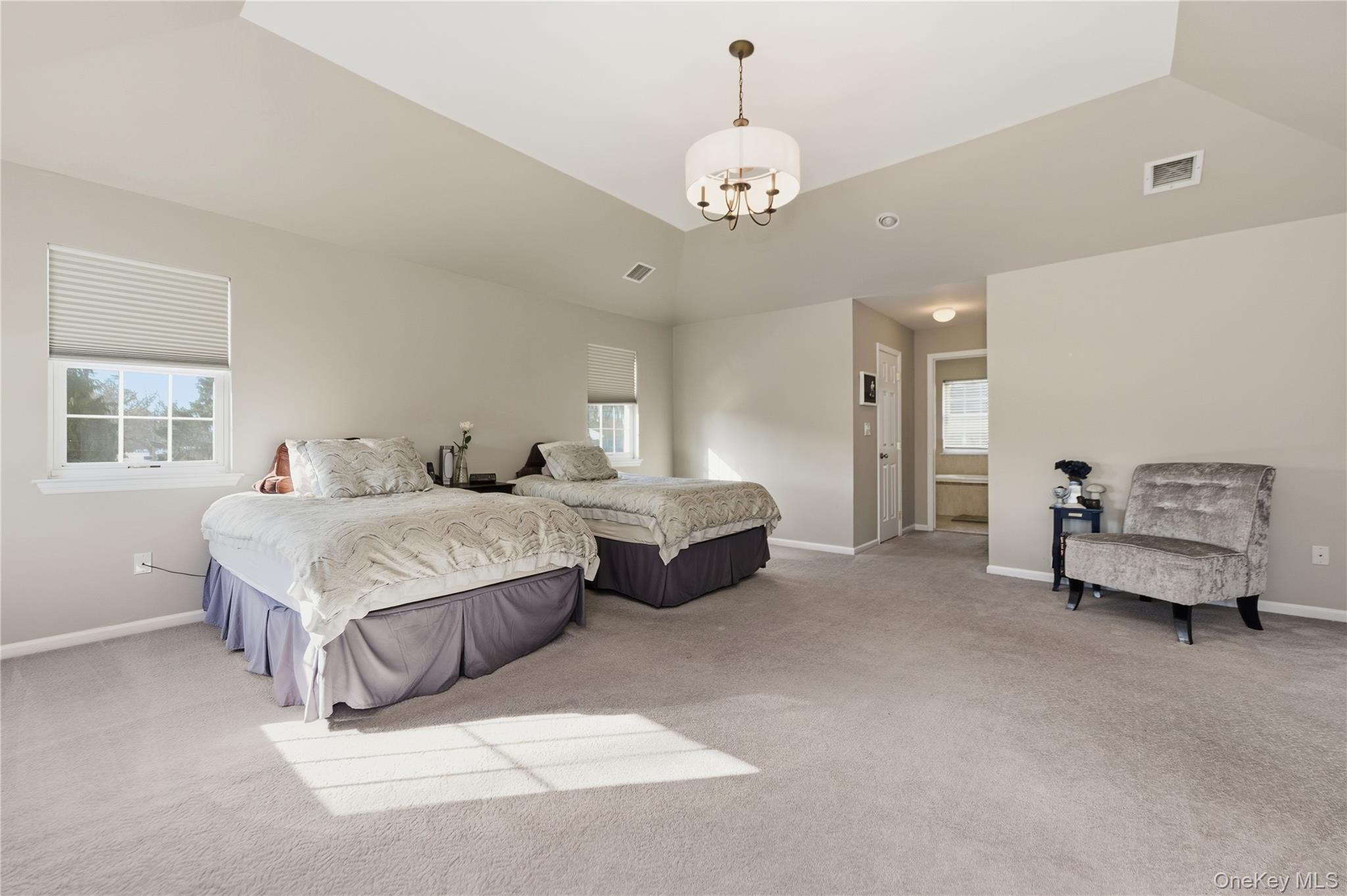 #19 photo, 1762 Esposito Court, 長島 East Meadow , NY 11554