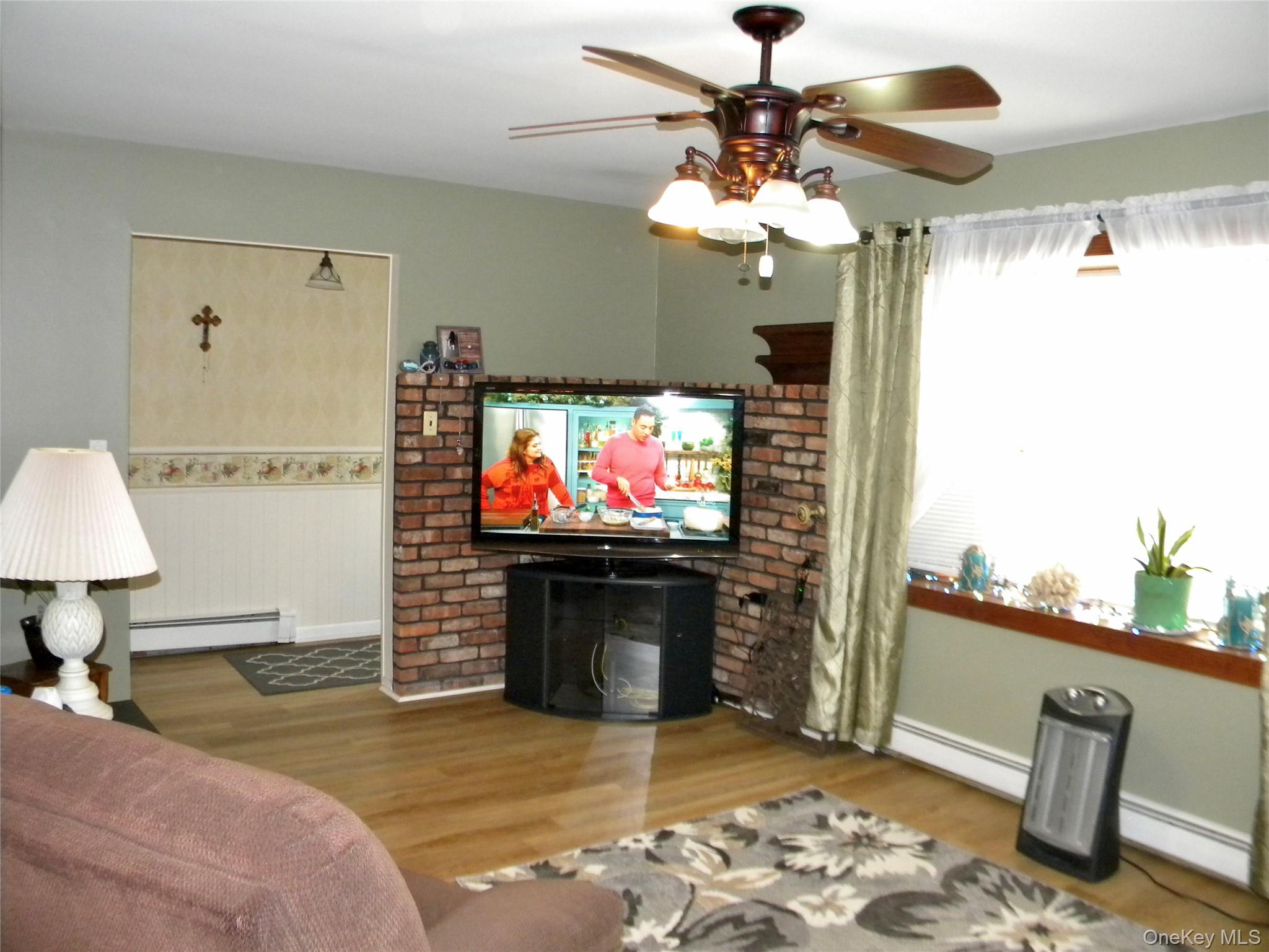 #11 photo, 79 S Evergreen Drive, 东长岛 Selden , NY 11784