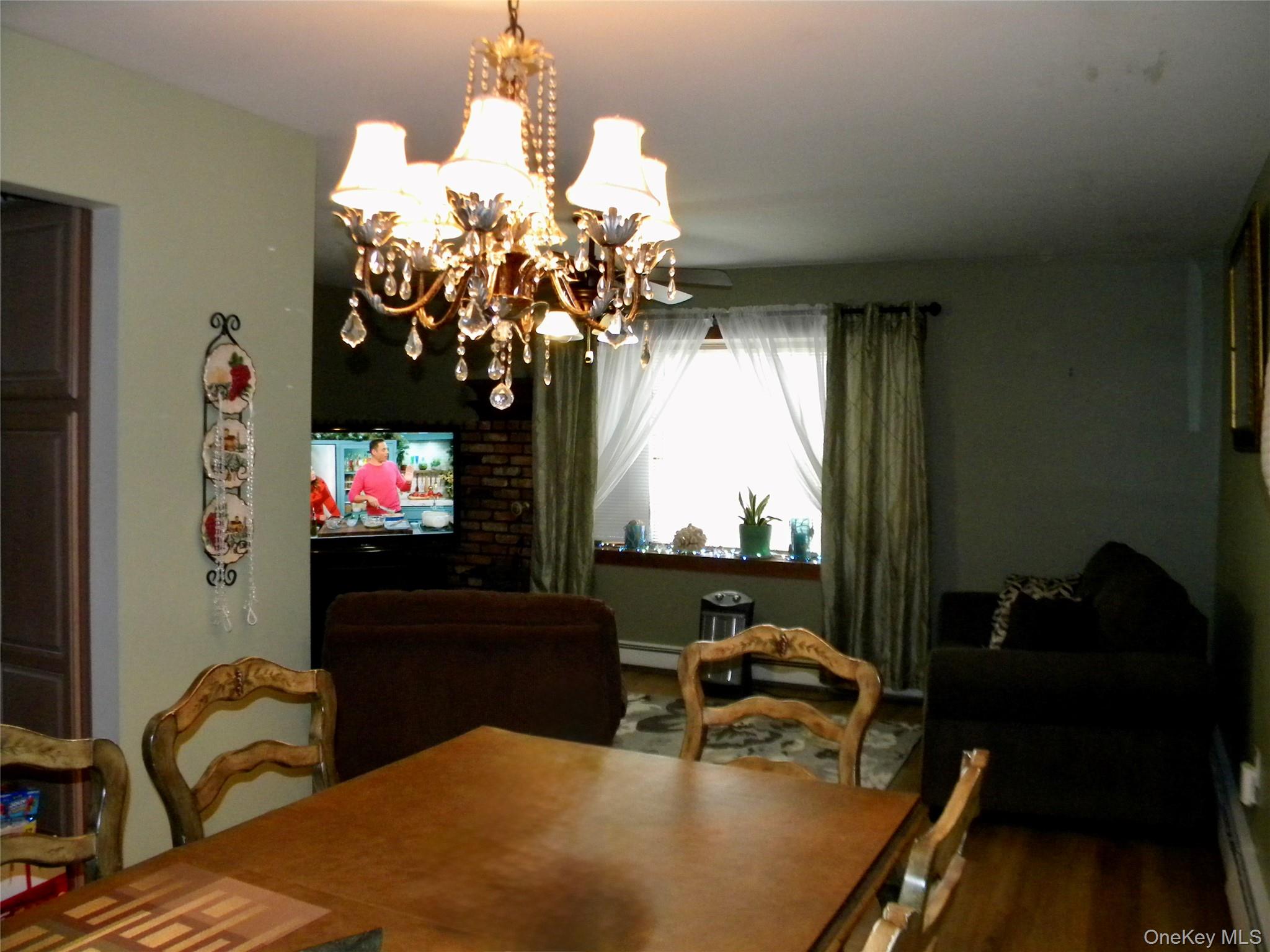 #12 photo, 79 S Evergreen Drive, 东长岛 Selden , NY 11784