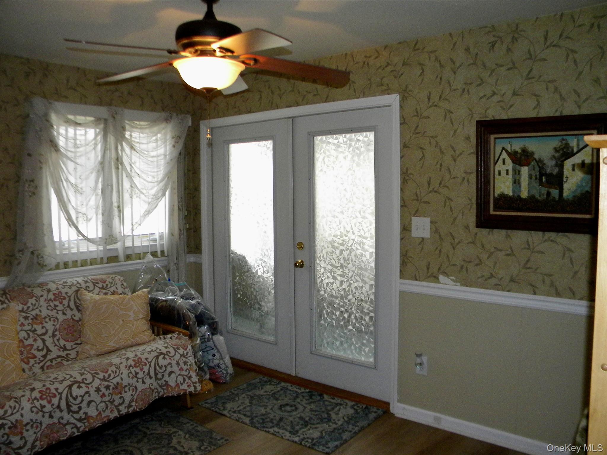 #19 photo, 79 S Evergreen Drive, 东长岛 Selden , NY 11784