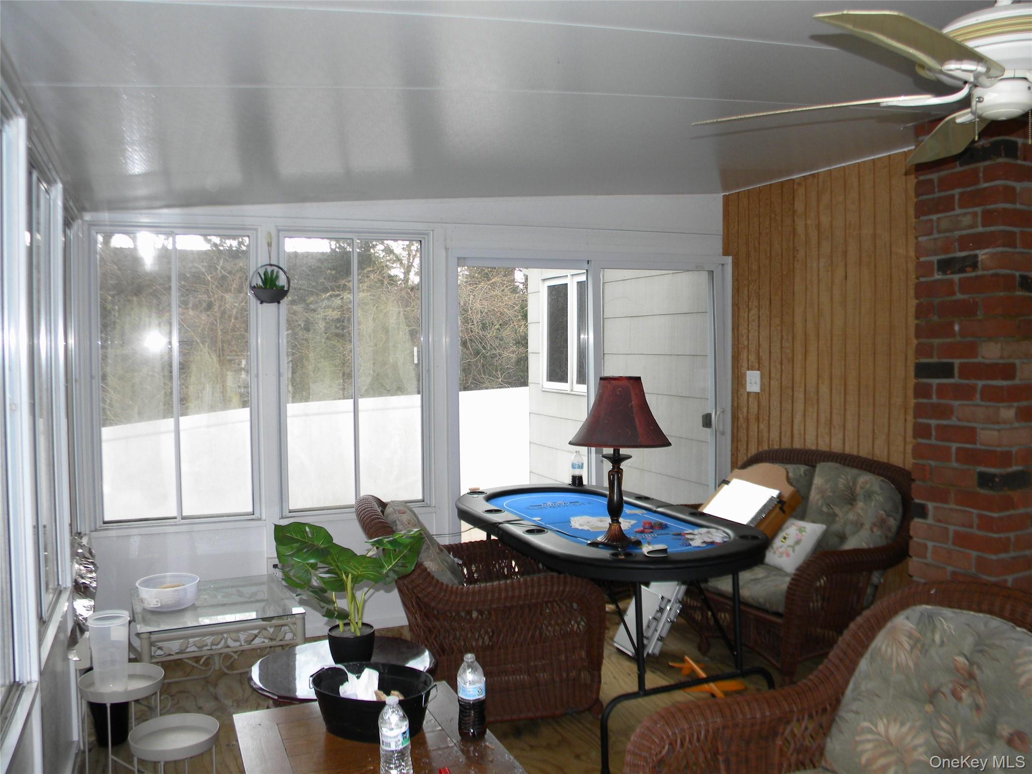 #20 photo, 79 S Evergreen Drive, 东长岛 Selden , NY 11784