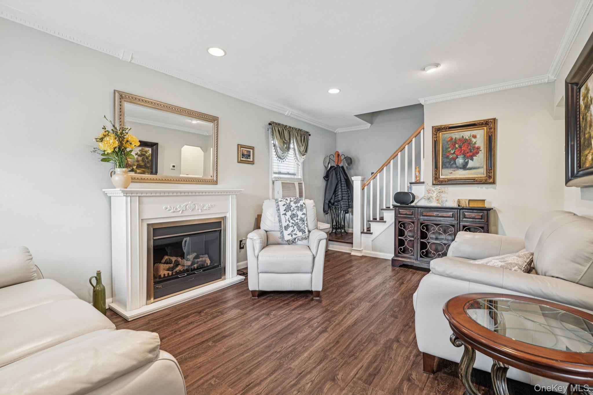 #2 photo, 466 Jefferson Place, 長島 Mineola , NY 11501