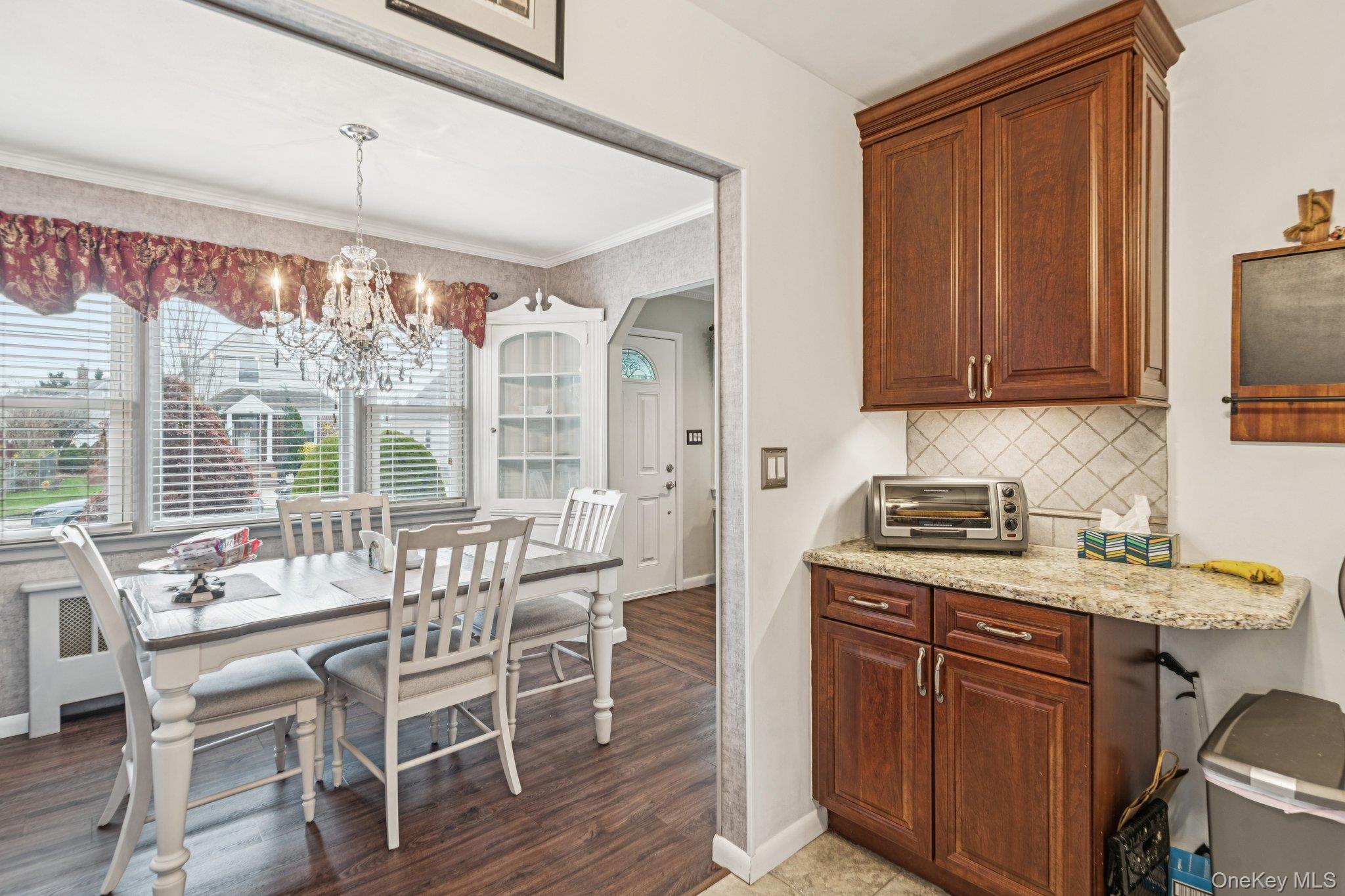 #5 photo, 466 Jefferson Place, 長島 Mineola , NY 11501