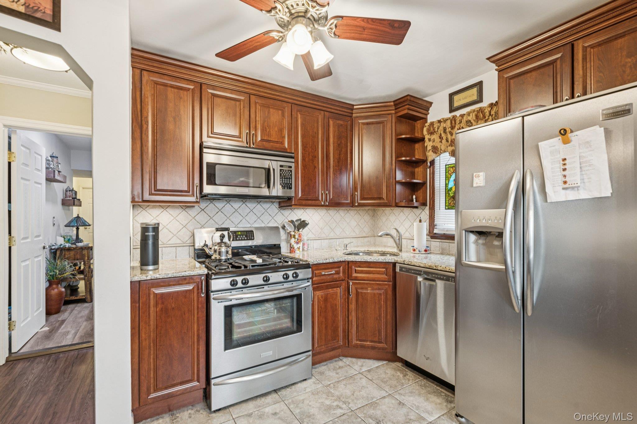 #6 photo, 466 Jefferson Place, 長島 Mineola , NY 11501