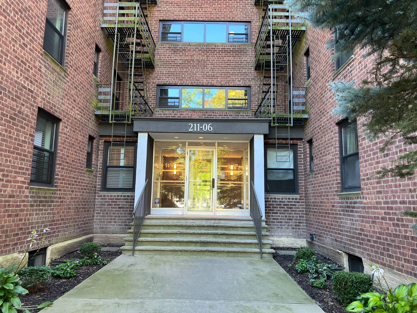 #1 photo, 211-06 75th Avenue, #4 G, 皇后區 貝塞 Bayside , NY 11364