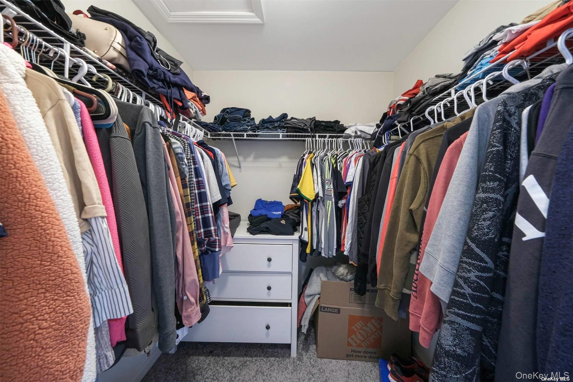 #29 photo, 7 Pondview Circle, Shirley , NY 11967