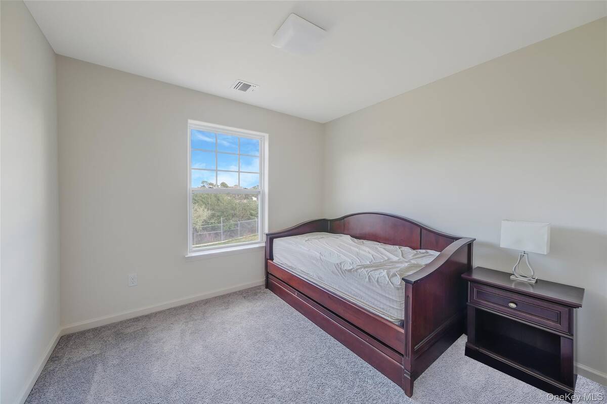 #30 photo, 7 Pondview Circle, Shirley , NY 11967