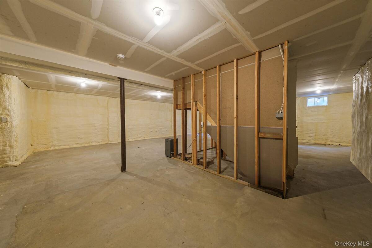 #39 photo, 7 Pondview Circle, Shirley , NY 11967