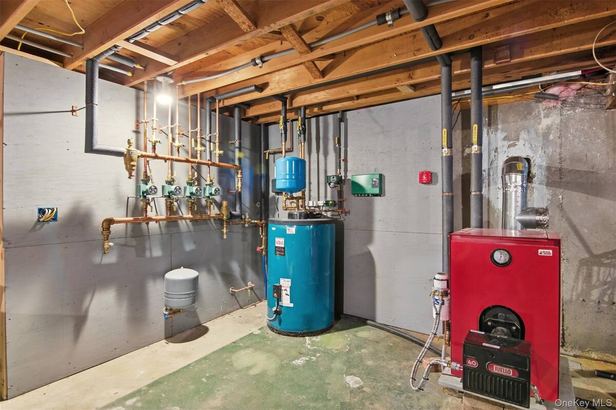 #23 photo, 23 John Street, সাফোক কাউন্টি Shoreham , NY 11786