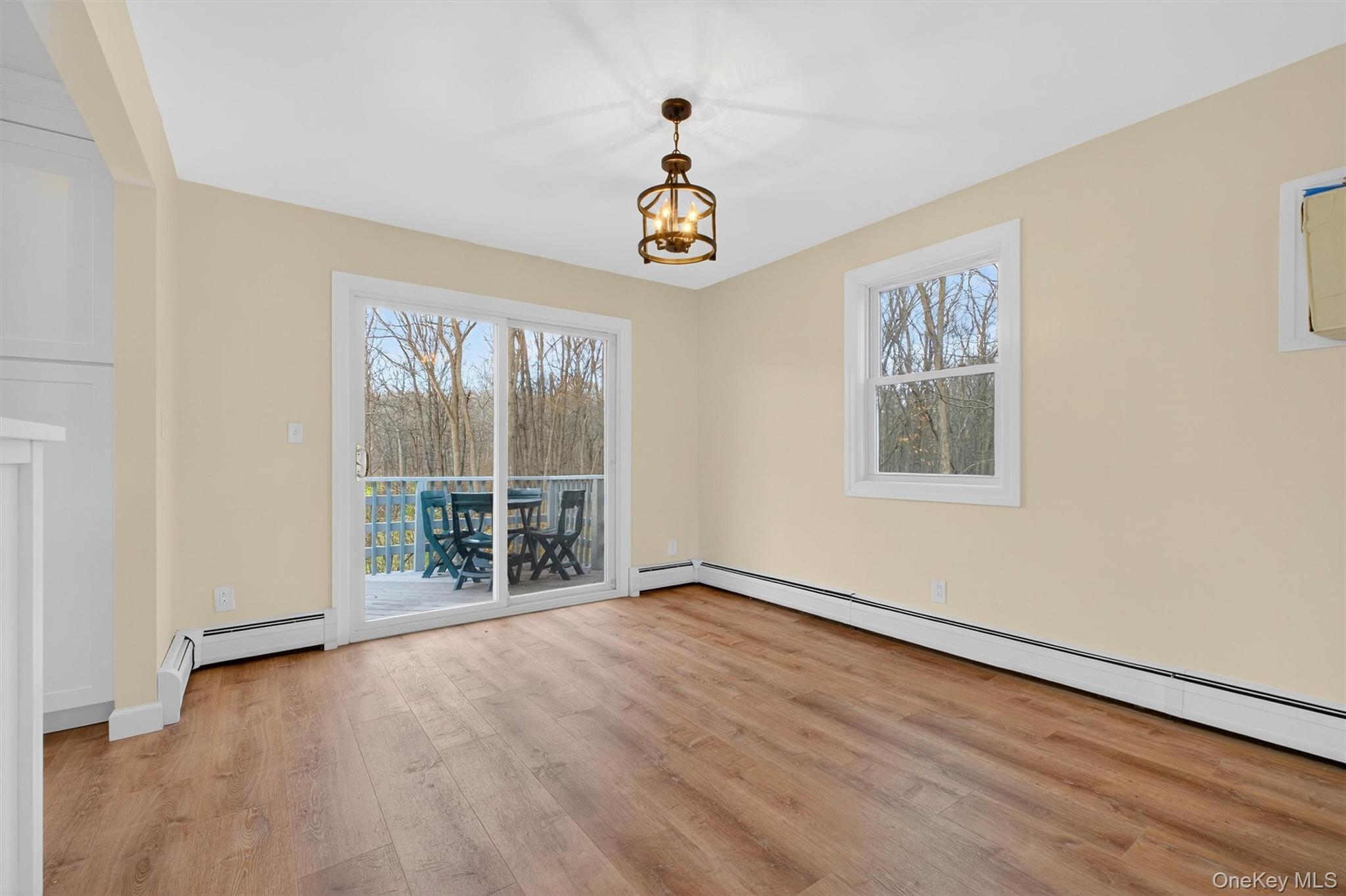 #8 photo, 1360 State Route 208, 紐約州 Wallkill , NY 12589